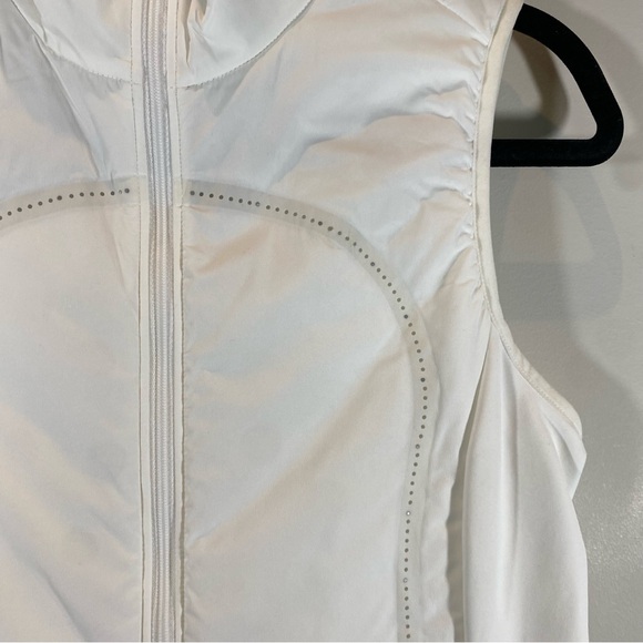 Lululemon White Vest Size 4 - Picture 4 of 10